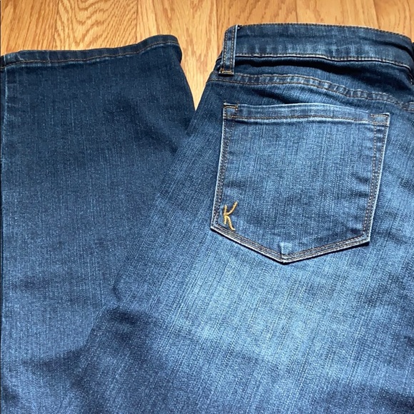 KUT from the Kloth Size 8 Jeans- Like New - Picture 5 of 6